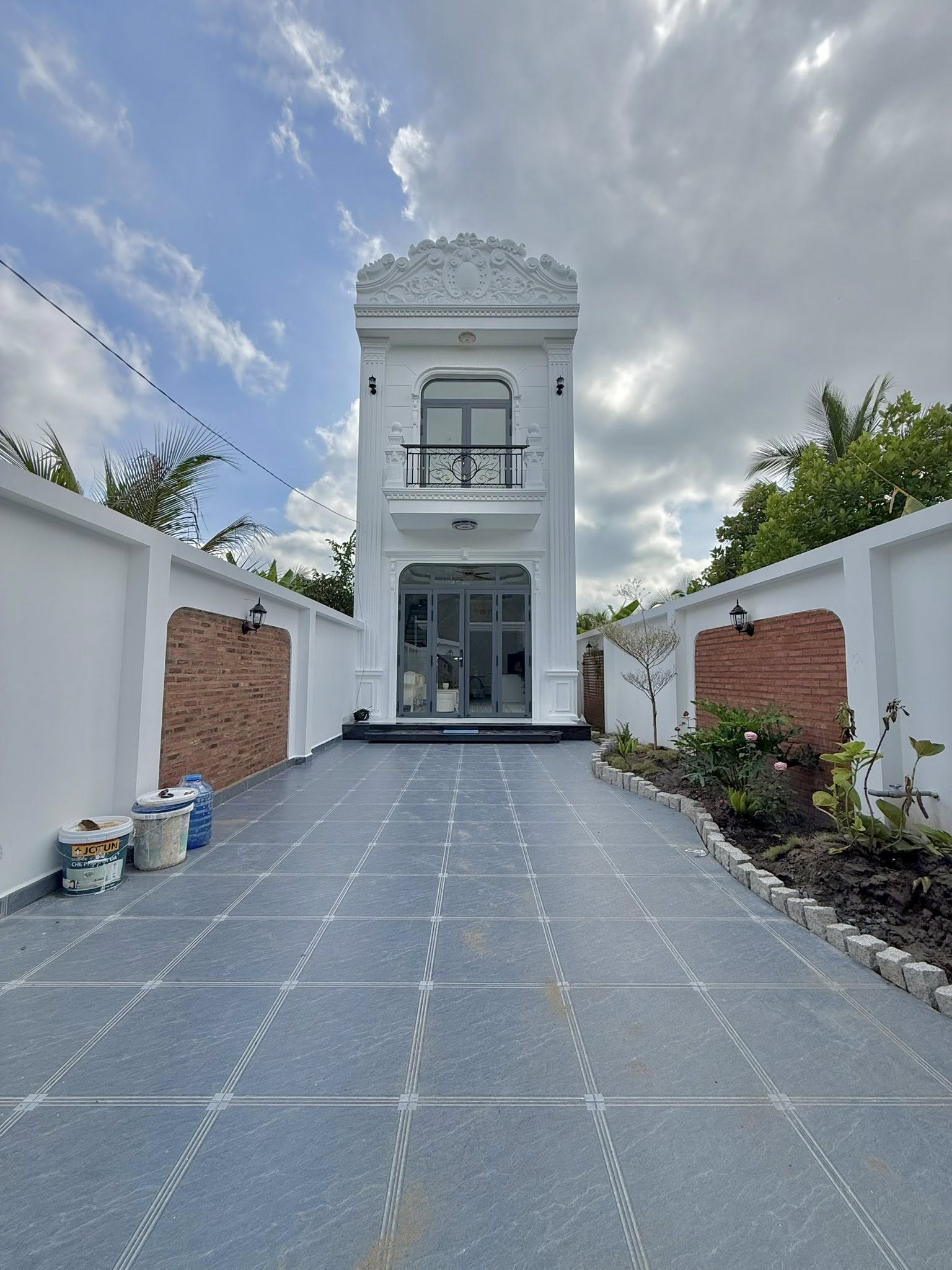 nha-nghi-duong-trung-an-chill-nhu-resort-205m2