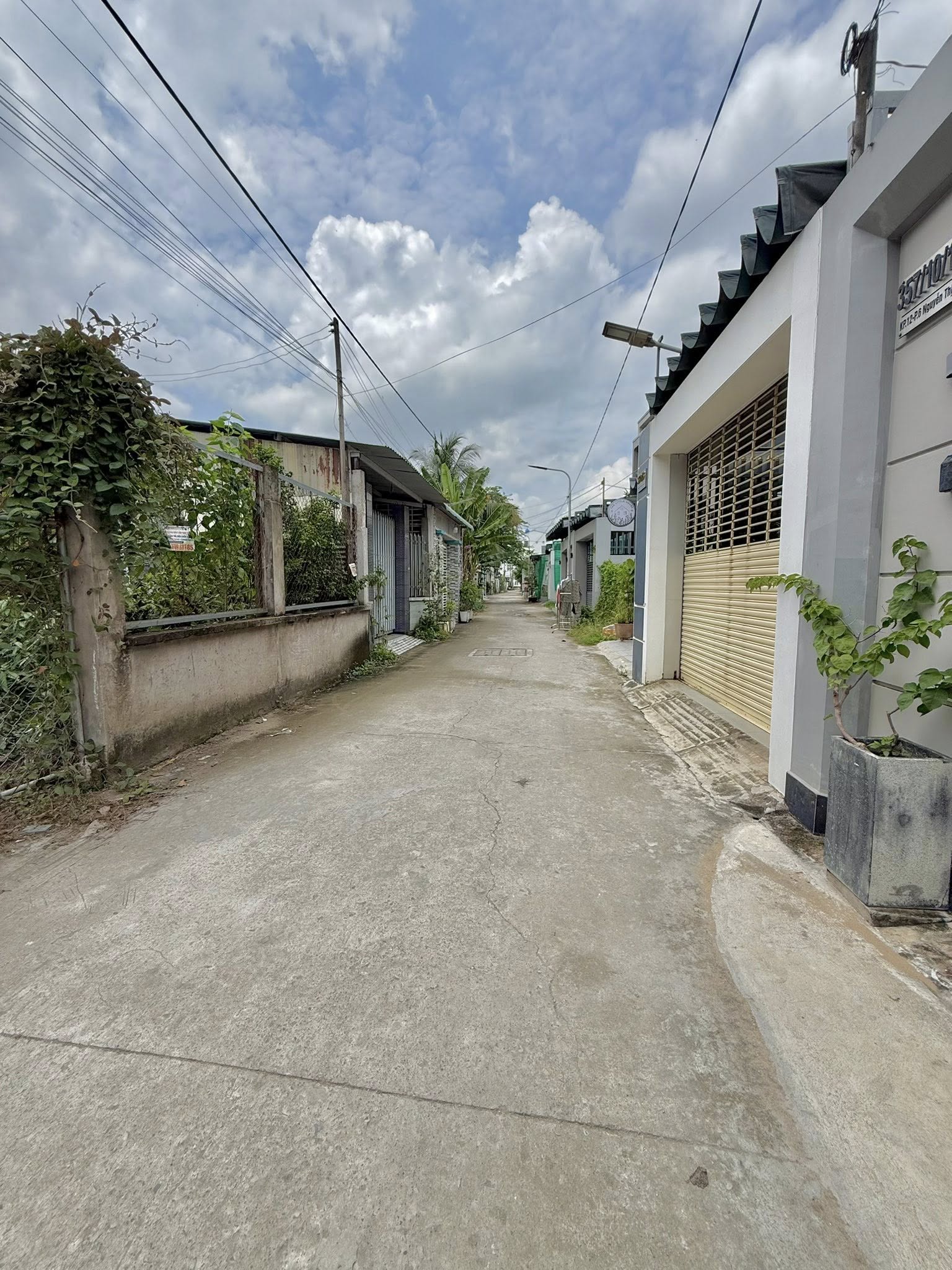 dat-nen-thoi-son-gan-bigc-125m2