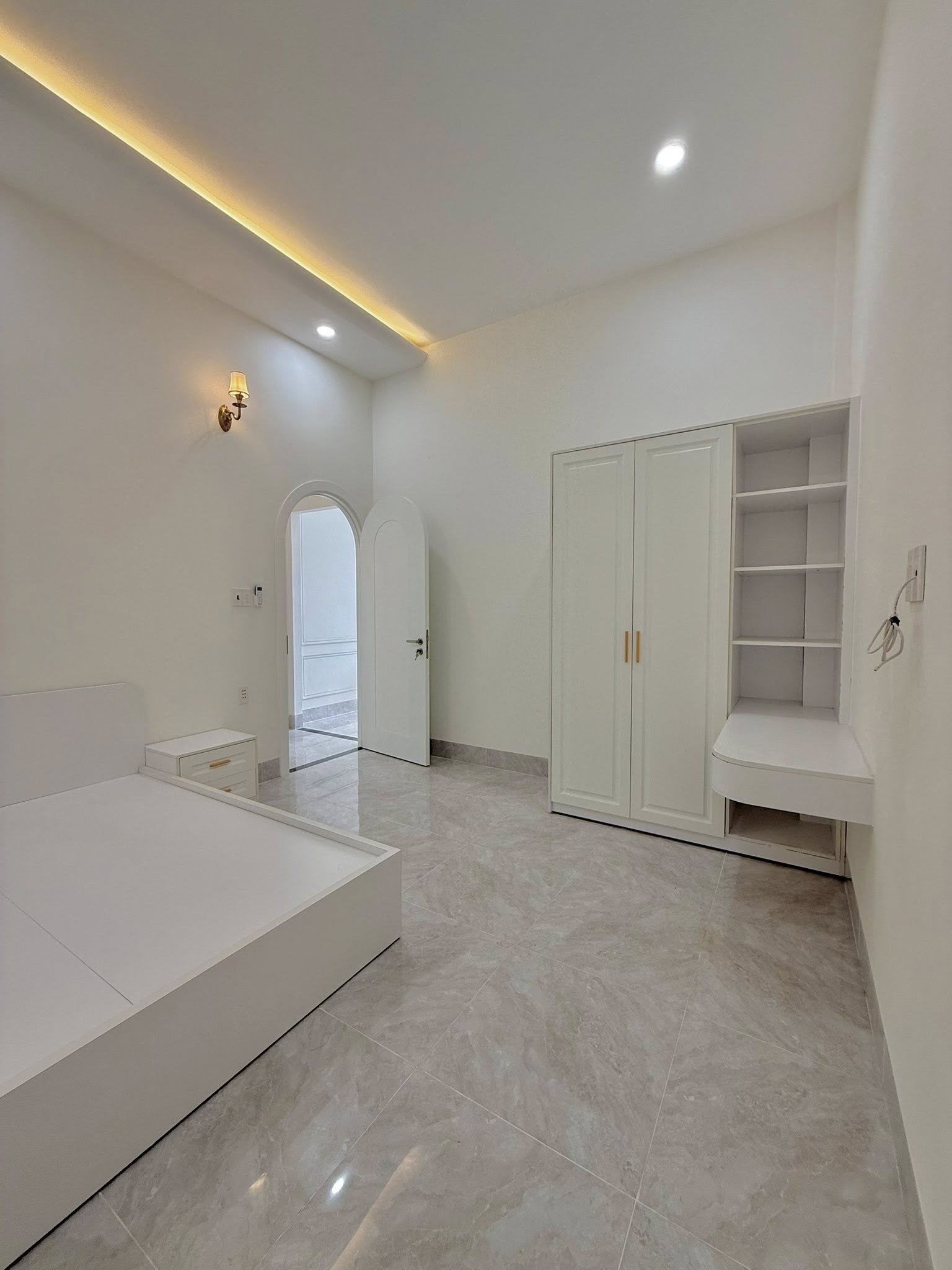 nha-pho-my-phong-thiet-ke-tan-co-dien-125m2