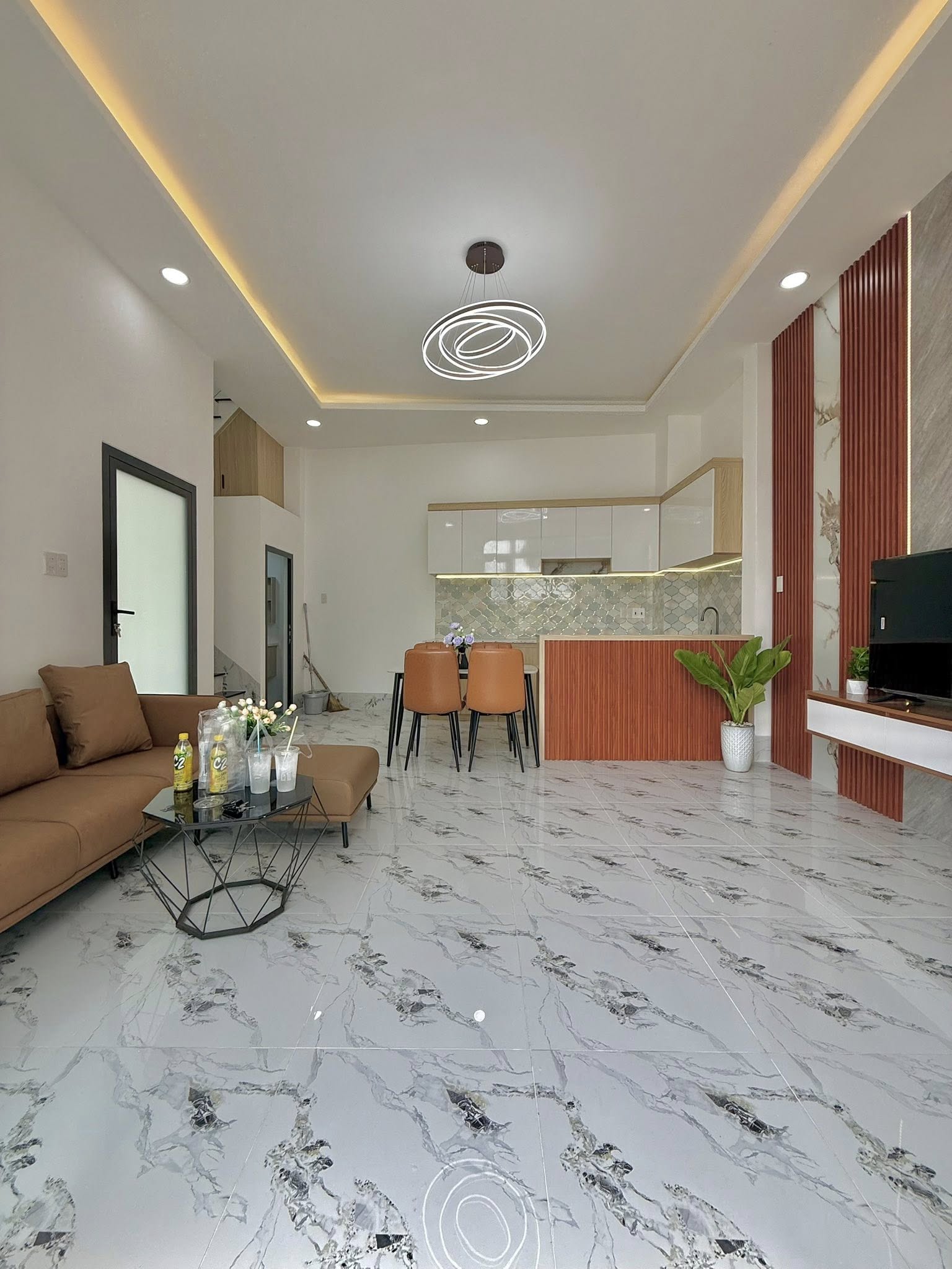 nha-pho-trung-an-1-lau-hem-xe-hoi-52m2