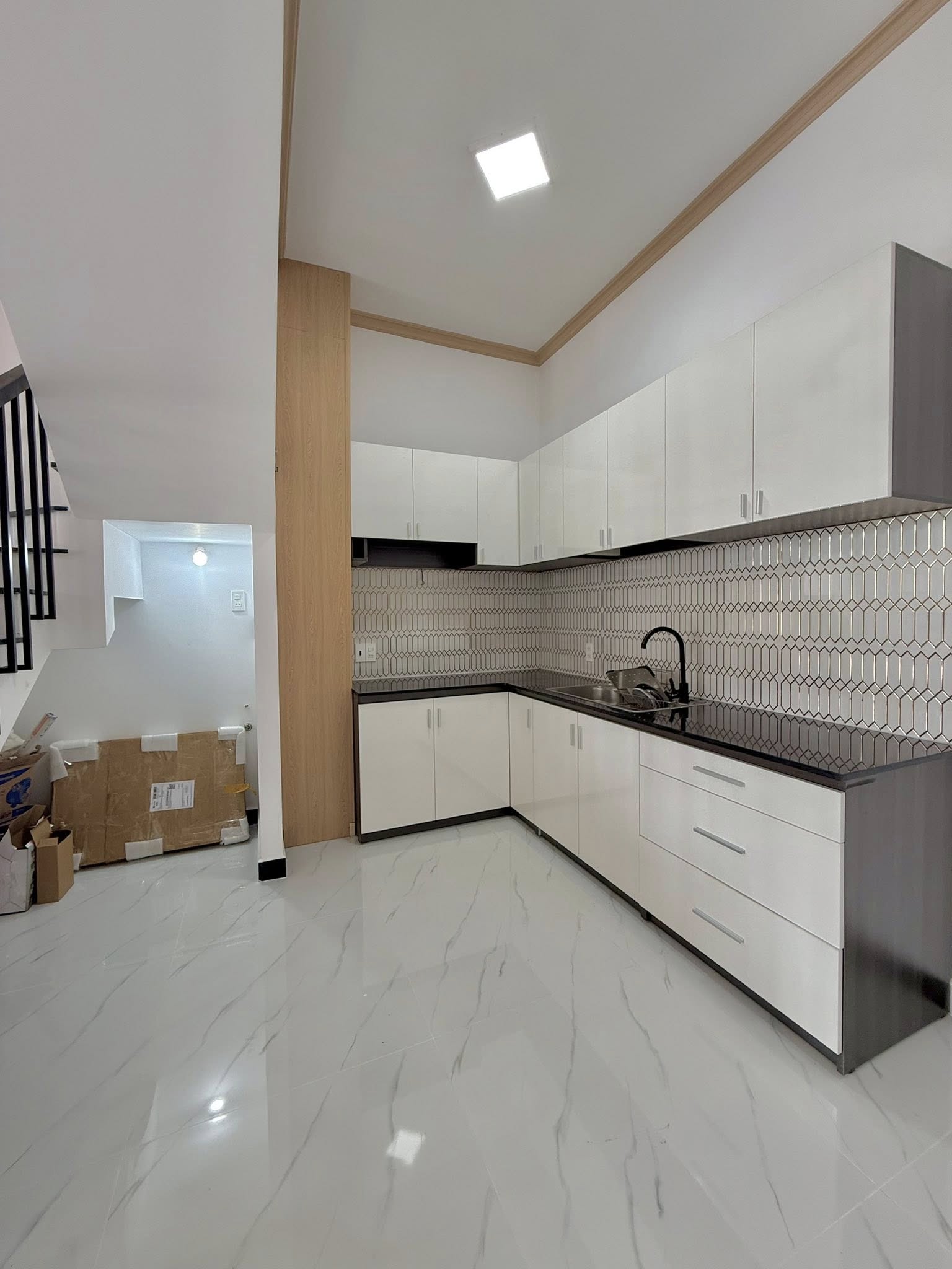 ban-nha-mot-tret-mot-lau-tan-my-chanh-90m2