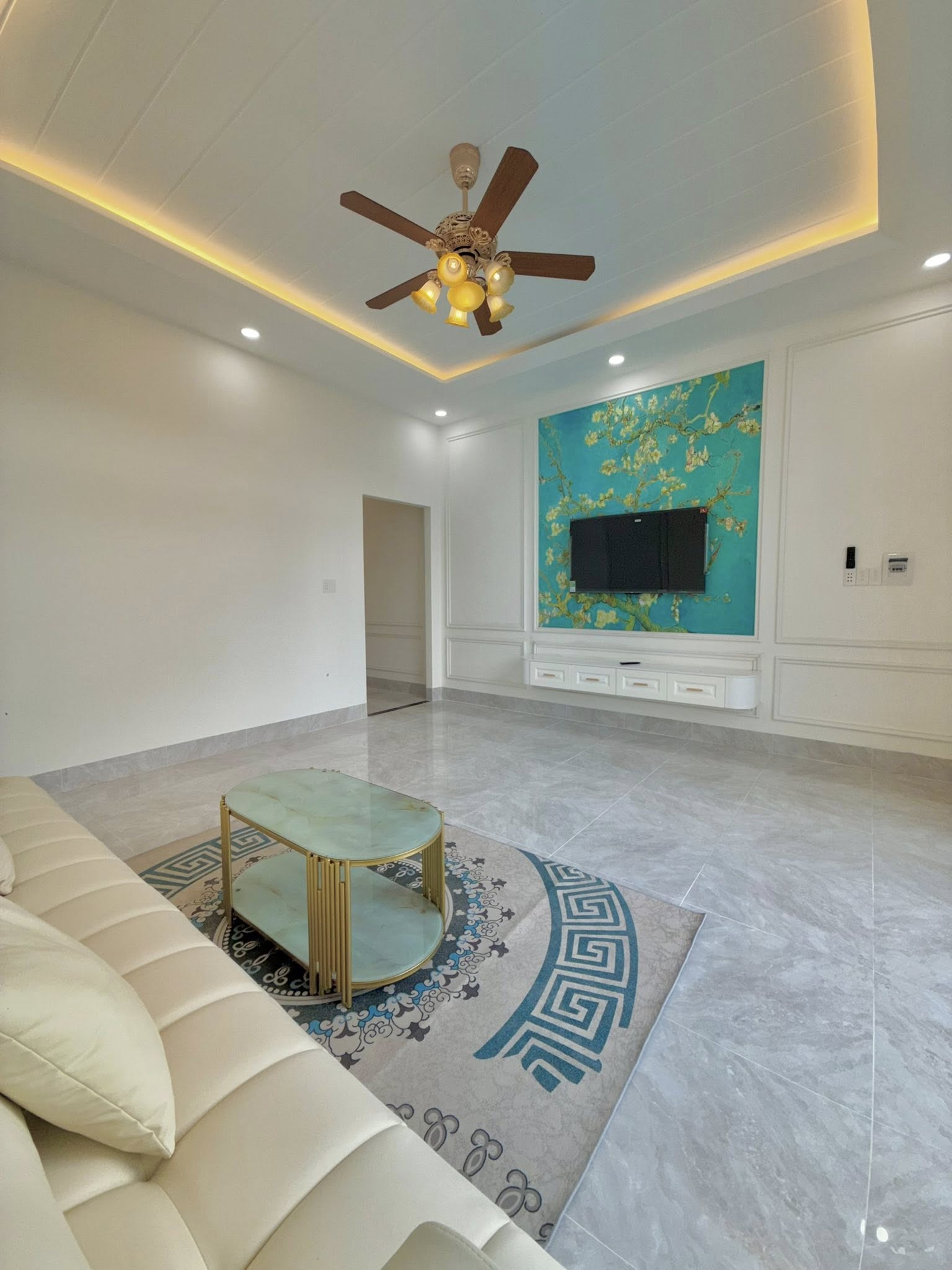 nha-pho-my-phong-thiet-ke-tan-co-dien-125m2