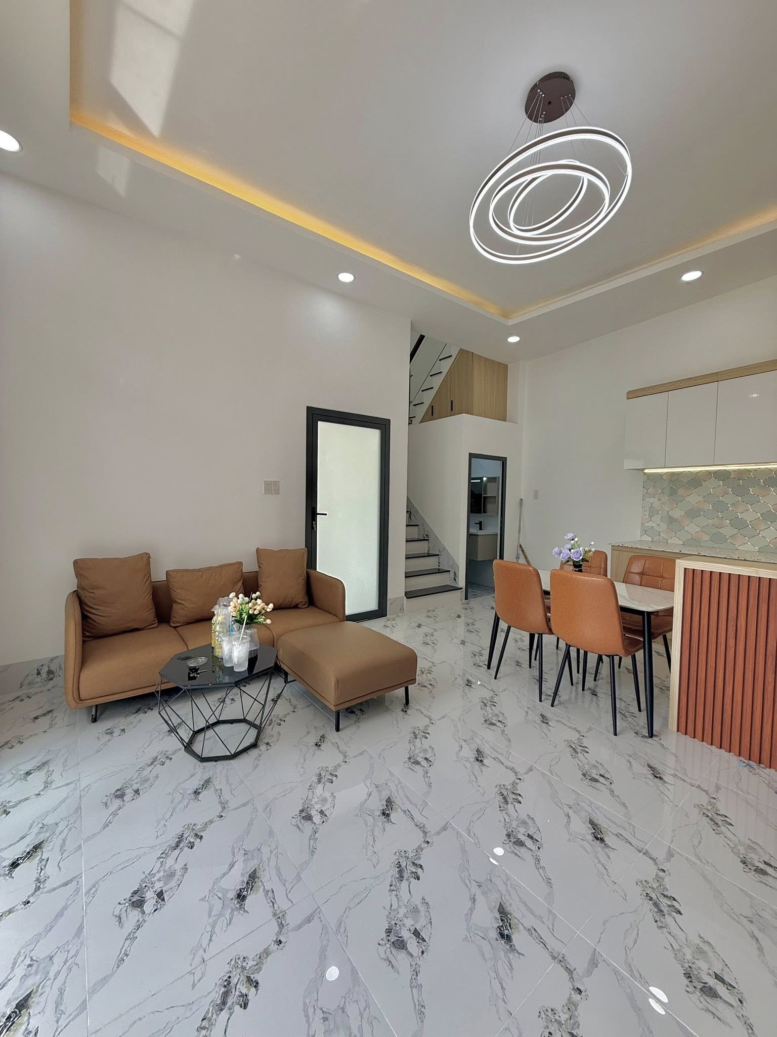 nha-pho-trung-an-1-lau-hem-xe-hoi-52m2