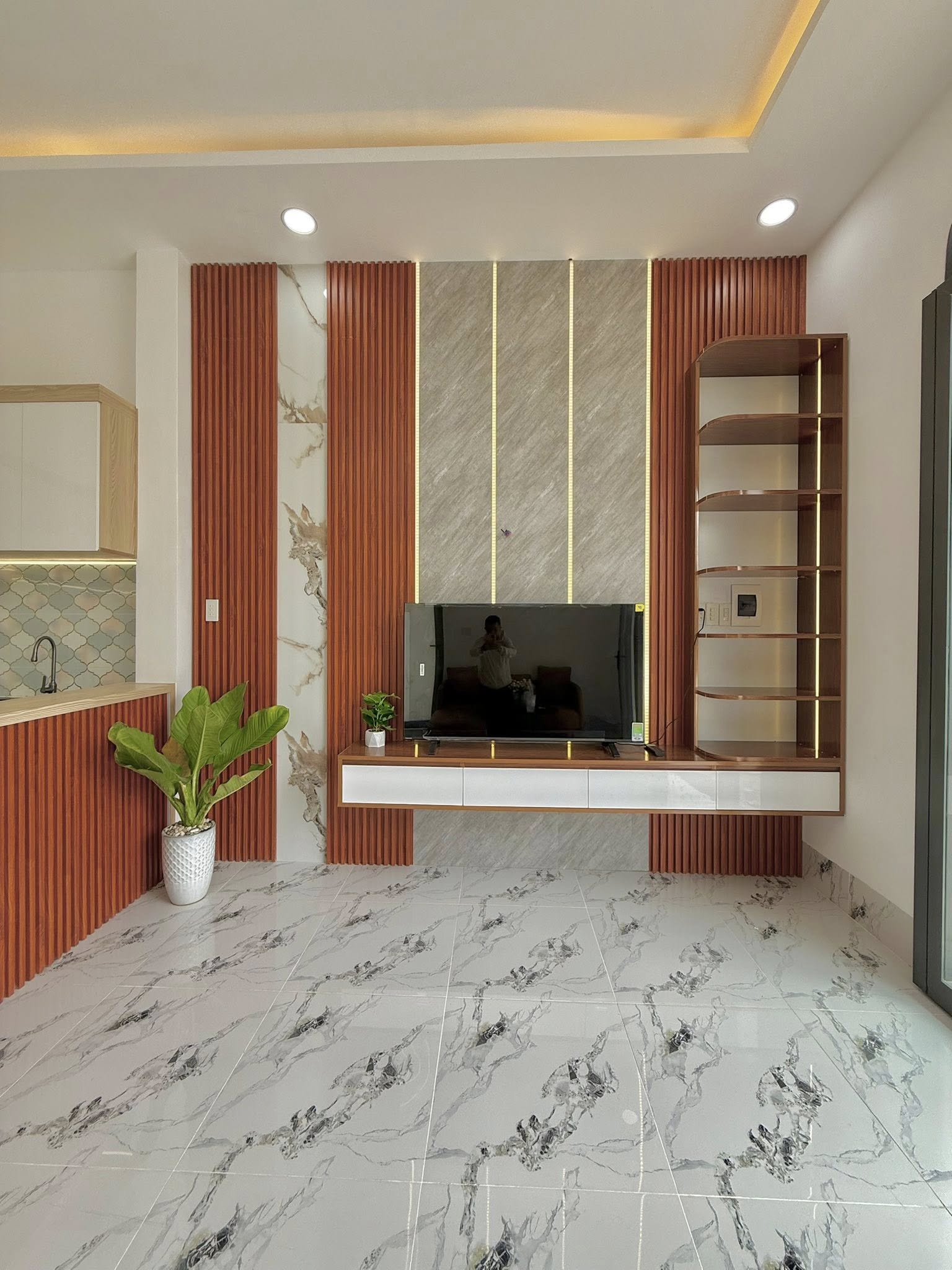 nha-pho-trung-an-1-lau-hem-xe-hoi-52m2