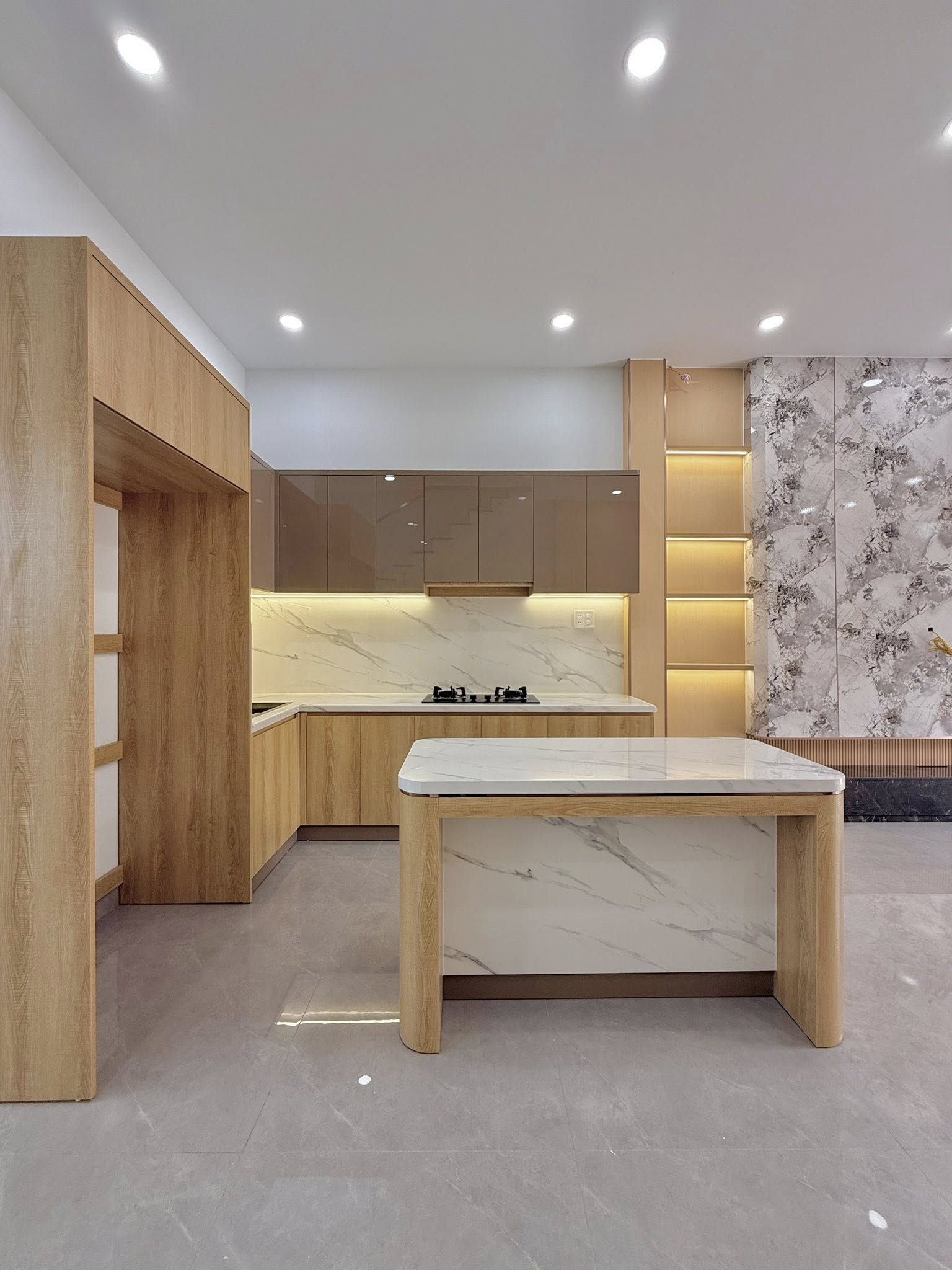 nha-pho-trung-an-1-tret-1-lau-duong-nguyen-cong-binh