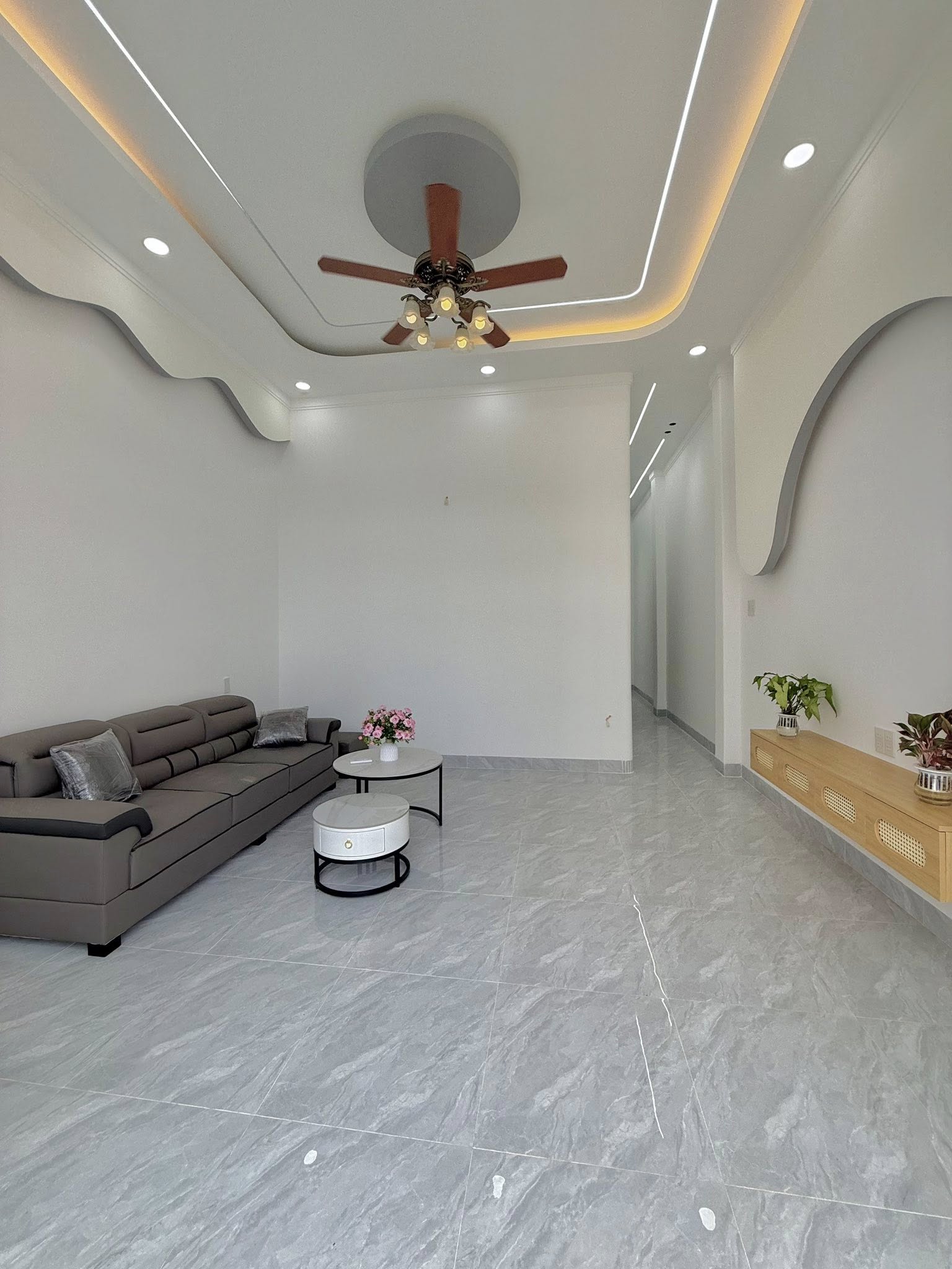 Bán Nhà Phố Đạo Thạnh Mới Hoàn Thiện 4.5 X 18m — Phường Đạo Thạnh, Tp. Mỹ Tho | Giá Chỉ 1.090 Tỷ