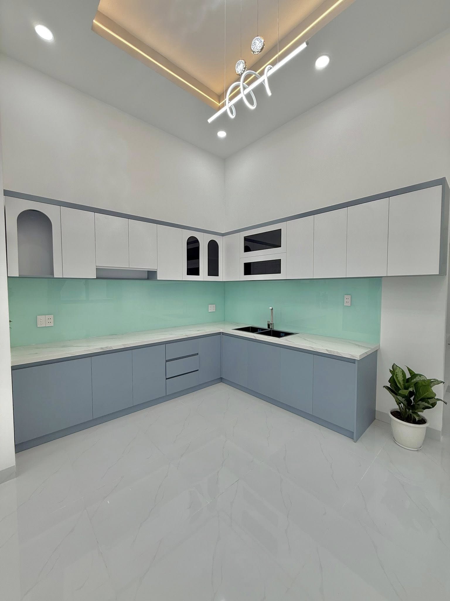 Bán Nhà Phố Mỹ Tho Mới 3 Phòng Ngủ Gần Trần Thị Thơm, Giá Chỉ 1.X Tỷ (Có Thương Lượng)