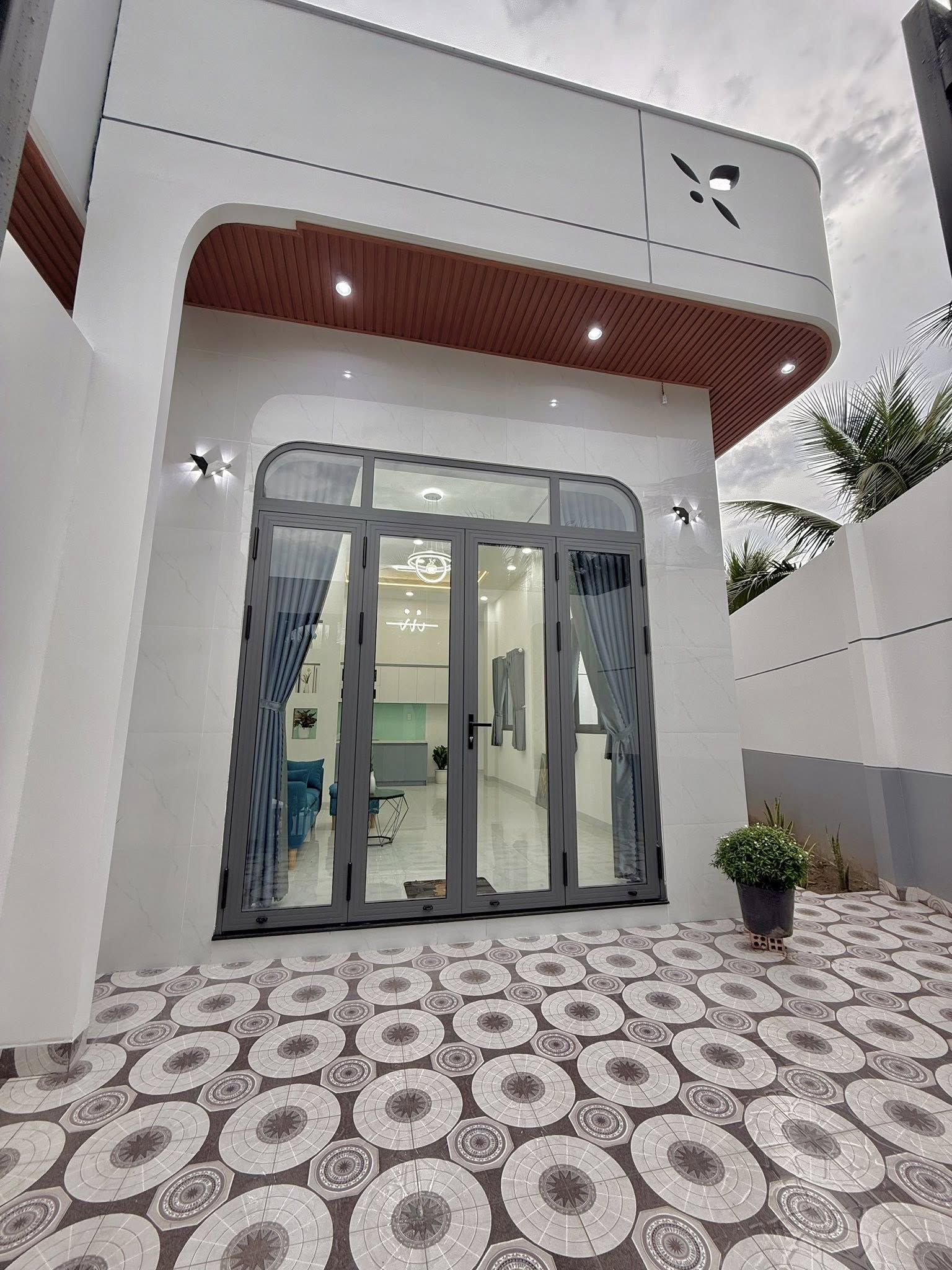 Bán Nhà Phố Mỹ Tho Mới 3 Phòng Ngủ Gần Trần Thị Thơm, Giá Chỉ 1.X Tỷ (Có Thương Lượng)