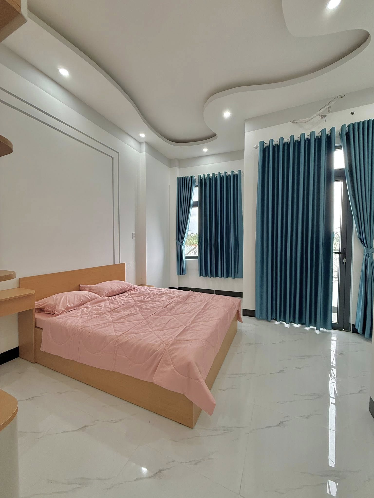 Nhà phố Mỹ Tho ngay trung tâm tại Phường 5 full nội thất