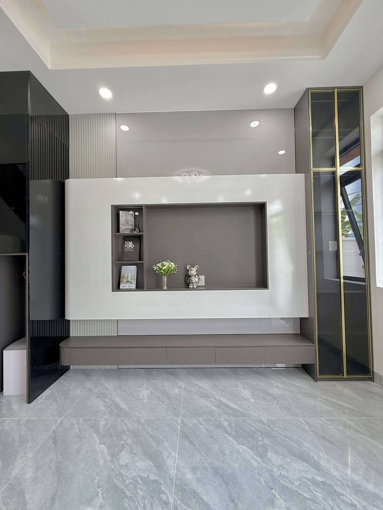 Nhà phố kinh doanh trung tâm Mỹ Tho thiết kế hiện đại