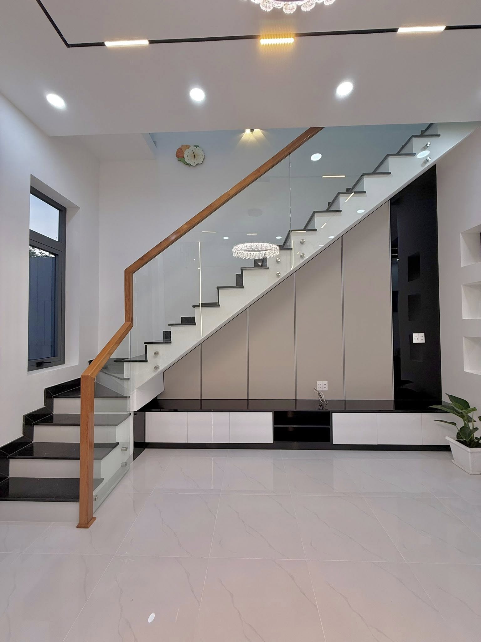 ban-nha-pho-my-phong-my-tho-105m2