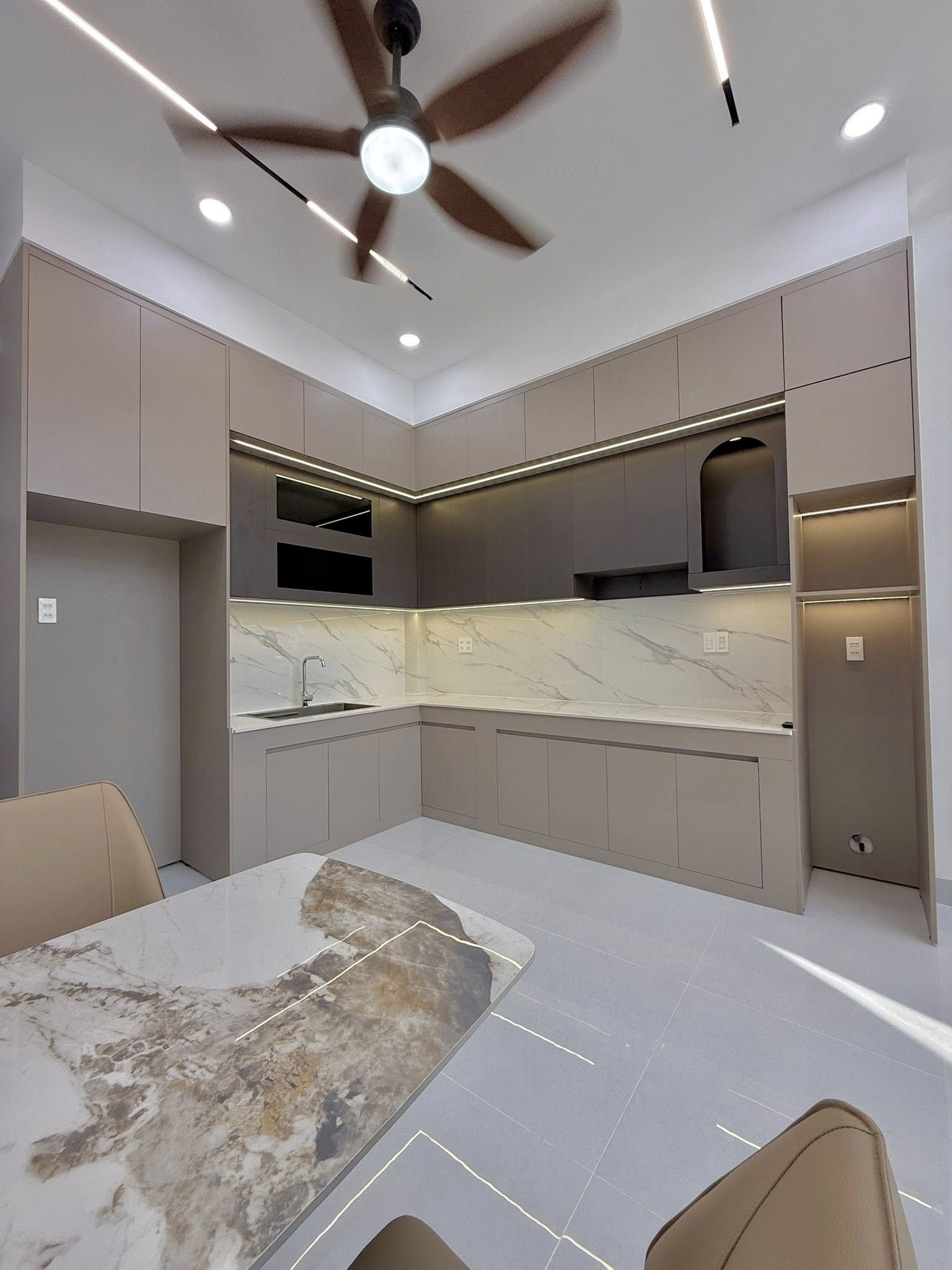 Nhà Phố Trung An 3PN – Vào Ở Ngay, Tiện Ích Đầy Đủ, Giá Chỉ 1,98 Tỷ