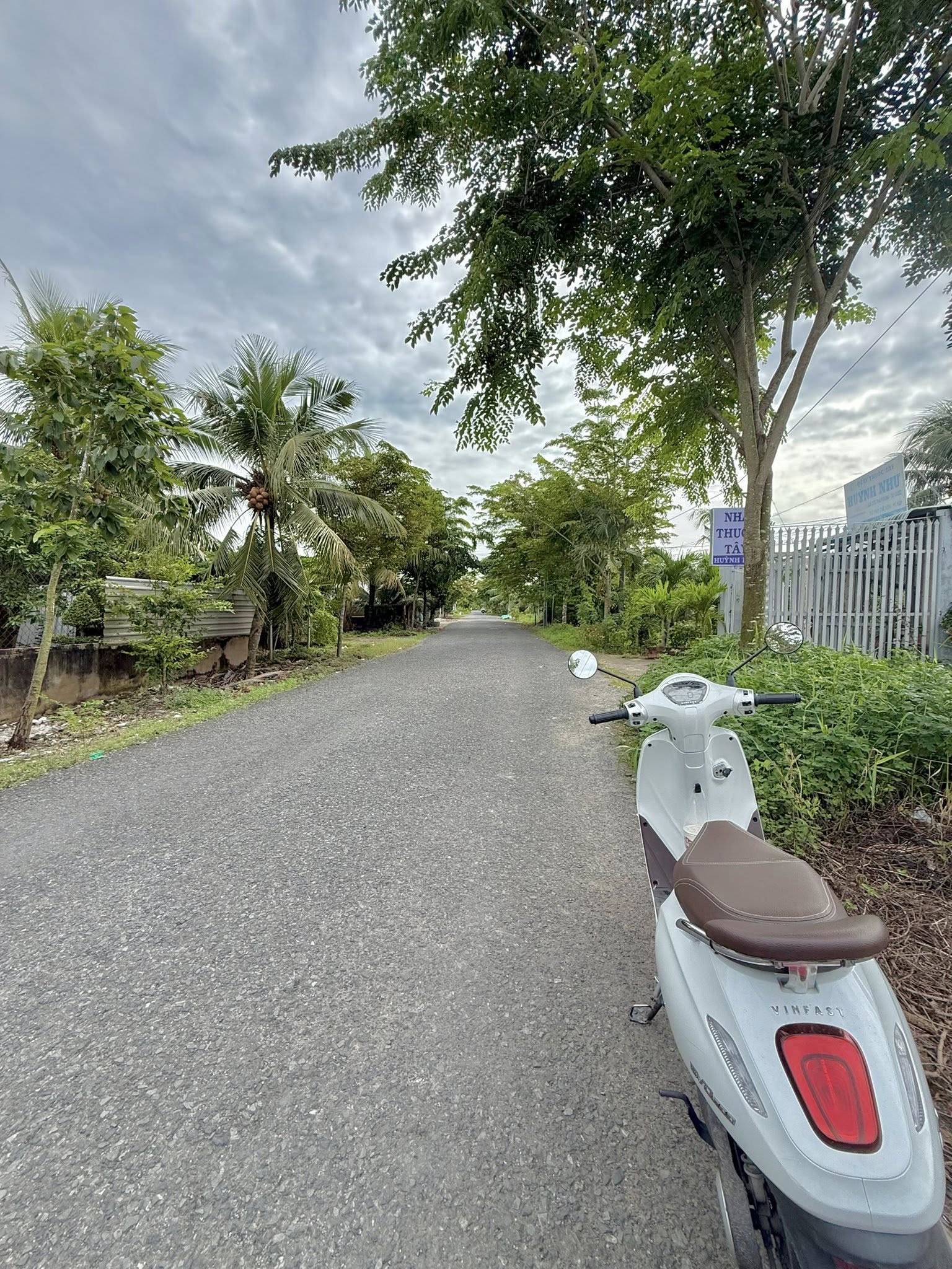 ban-dat-mat-tien-my-phong-duong-hl87-125m2