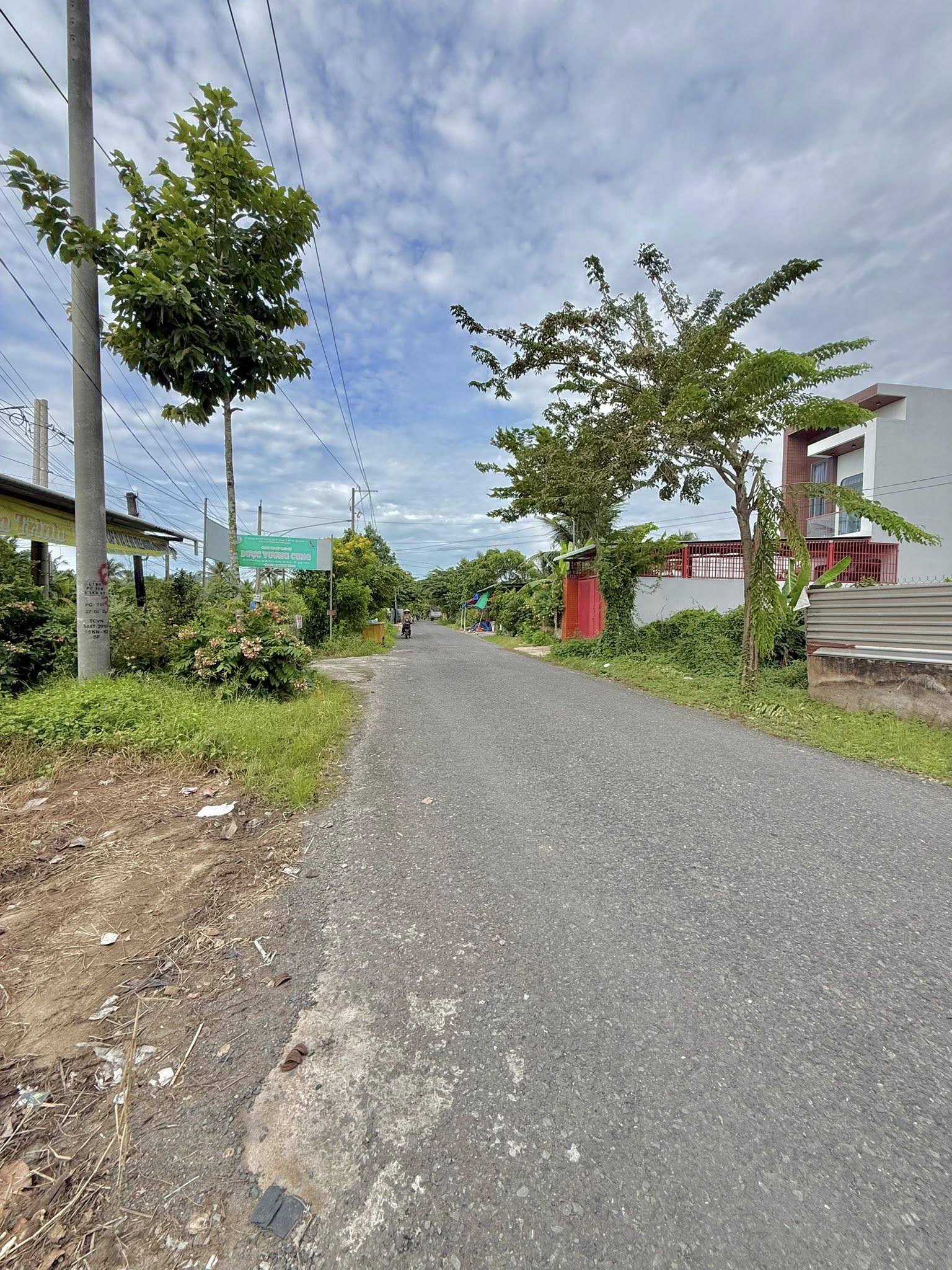 ban-dat-mat-tien-my-phong-duong-hl87-125m2