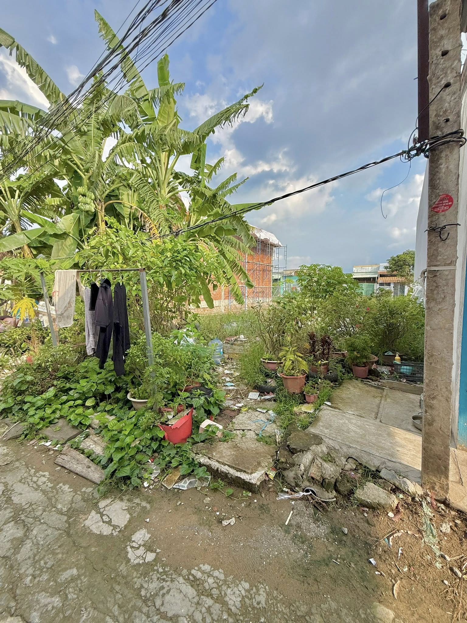 ban-dat-nen-my-phong-dep-vuong-vuc-gan-khu-dan-cu-180m2