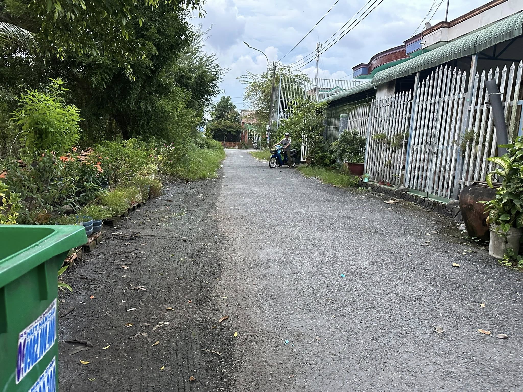 ban-dat-nen-tan-huong-90m2