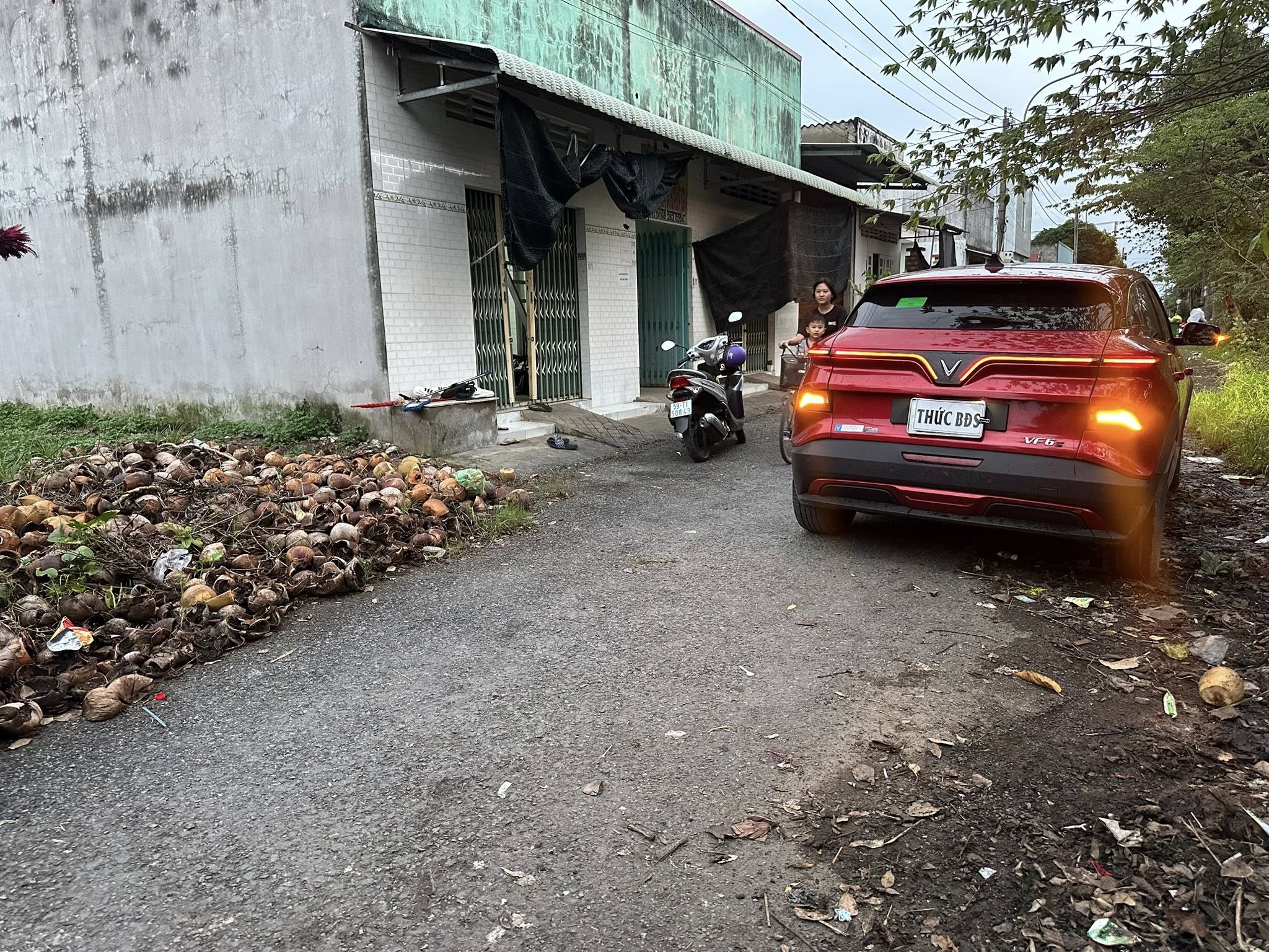 ban-dat-nen-tan-huong-90m2