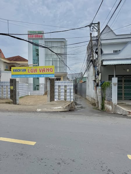 ban-dat-nen-trung-an-tho-cu-dep-gia-tot-76m2