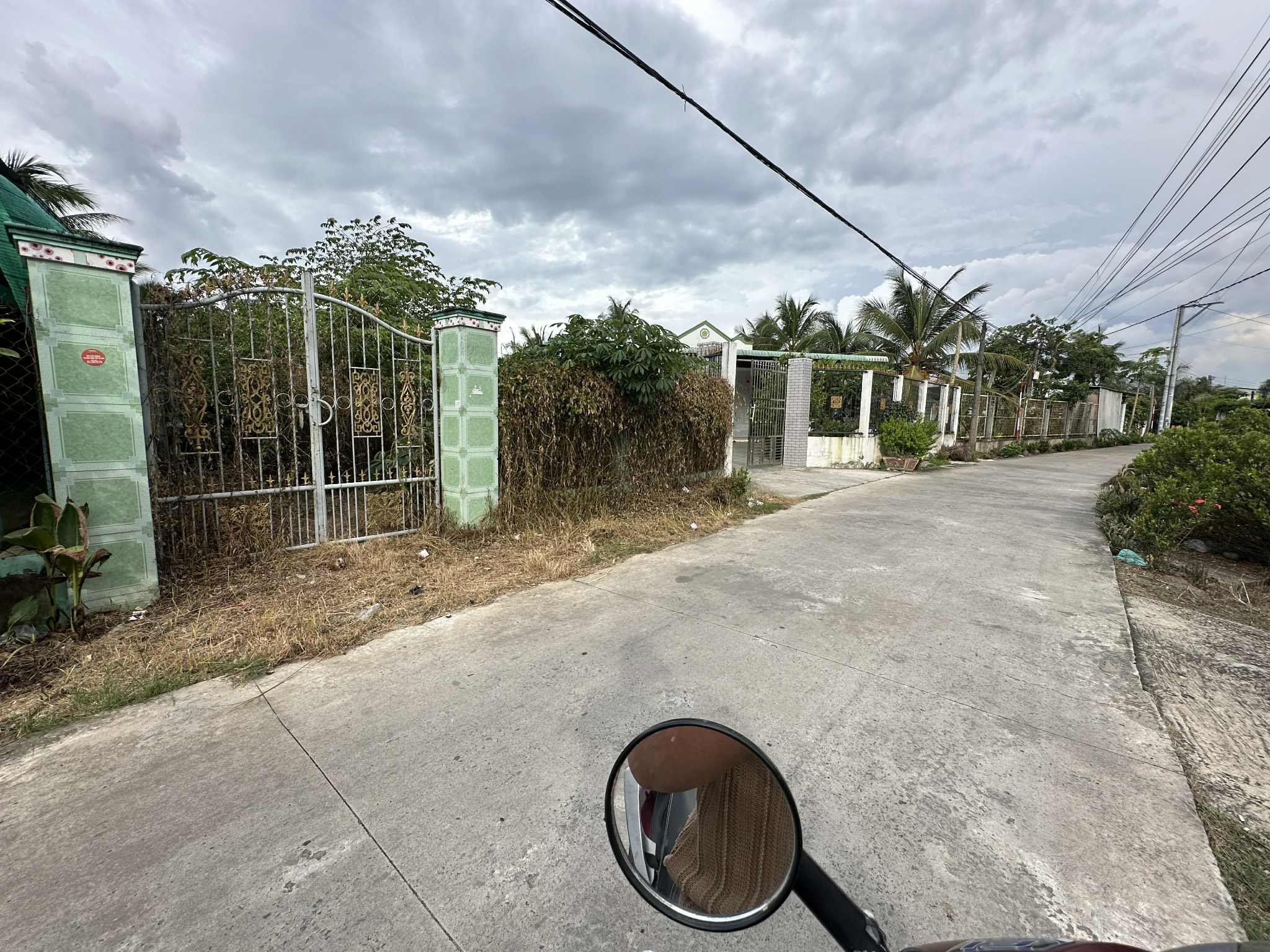 ban-dat-vuon-tan-huong-gan-kcn-long-giang-384m2
