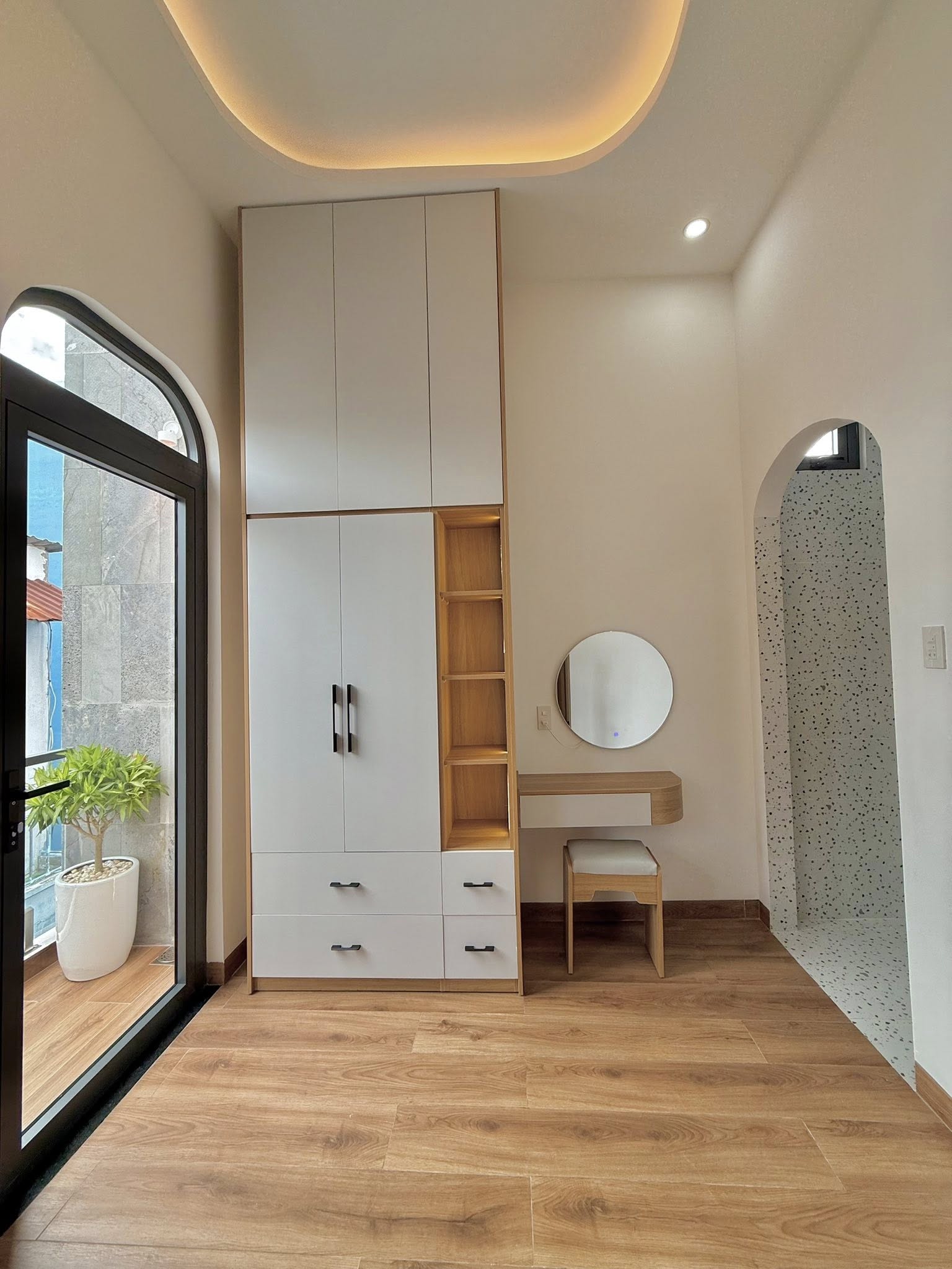 ban-nha-pho-dao-thanh-dep-ngay-trung-tam-47m2