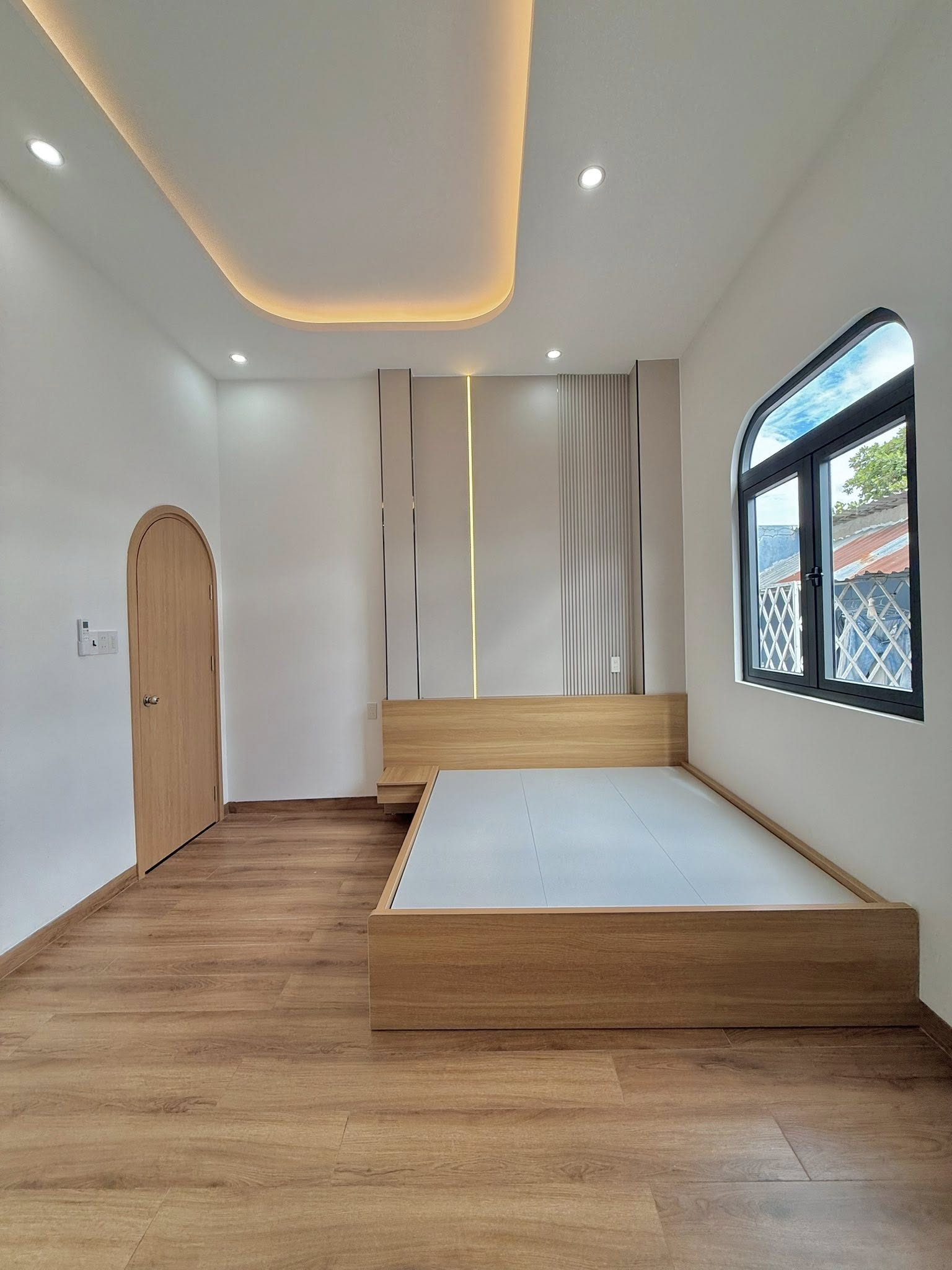 ban-nha-pho-dao-thanh-dep-ngay-trung-tam-47m2