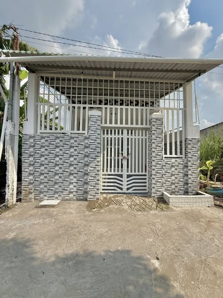 ban-nha-pho-my-phong-gan-nga-4-cha-sau-90m2