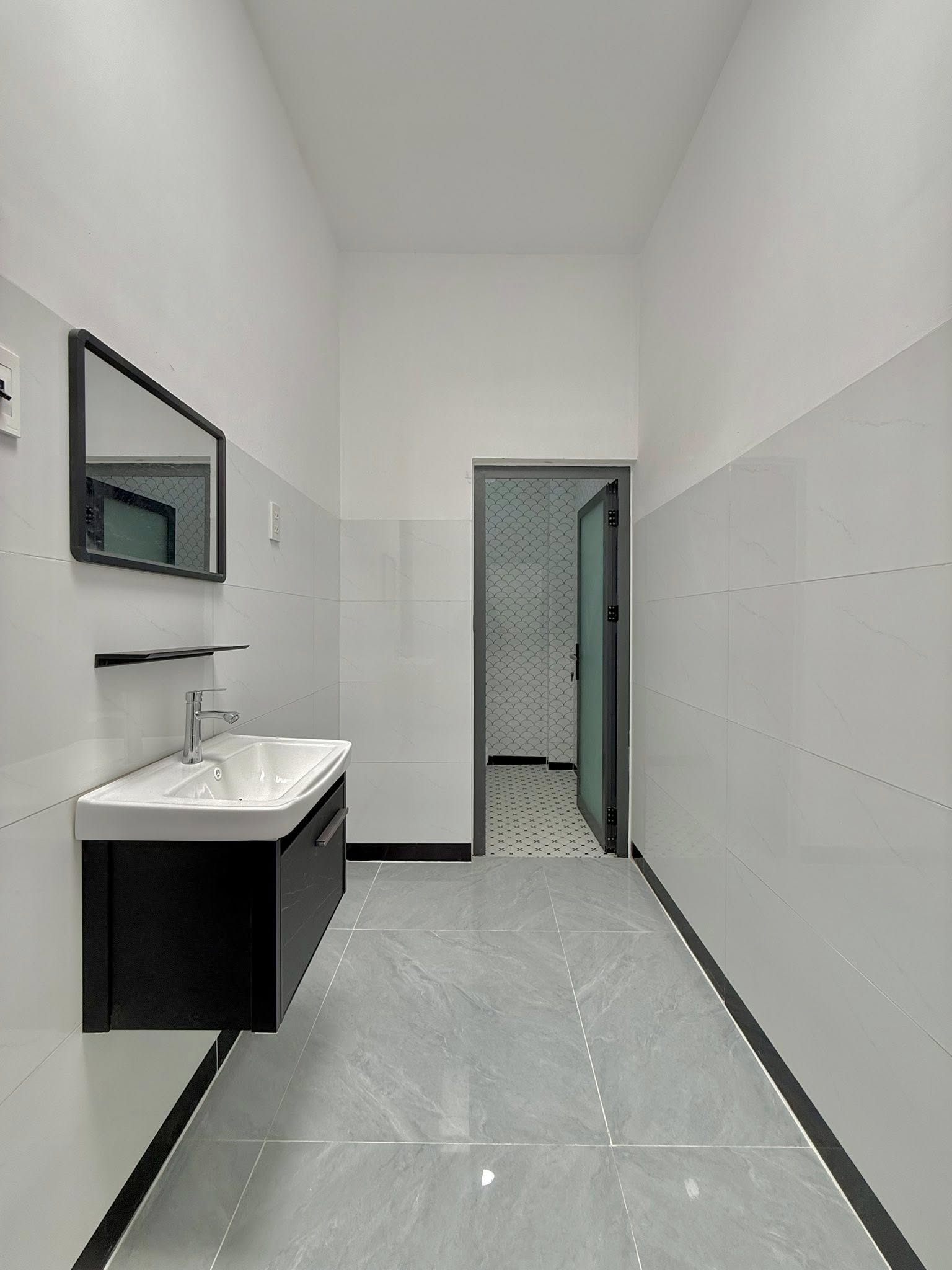 ban-nha-pho-my-phong-tan-co-dien-100m2