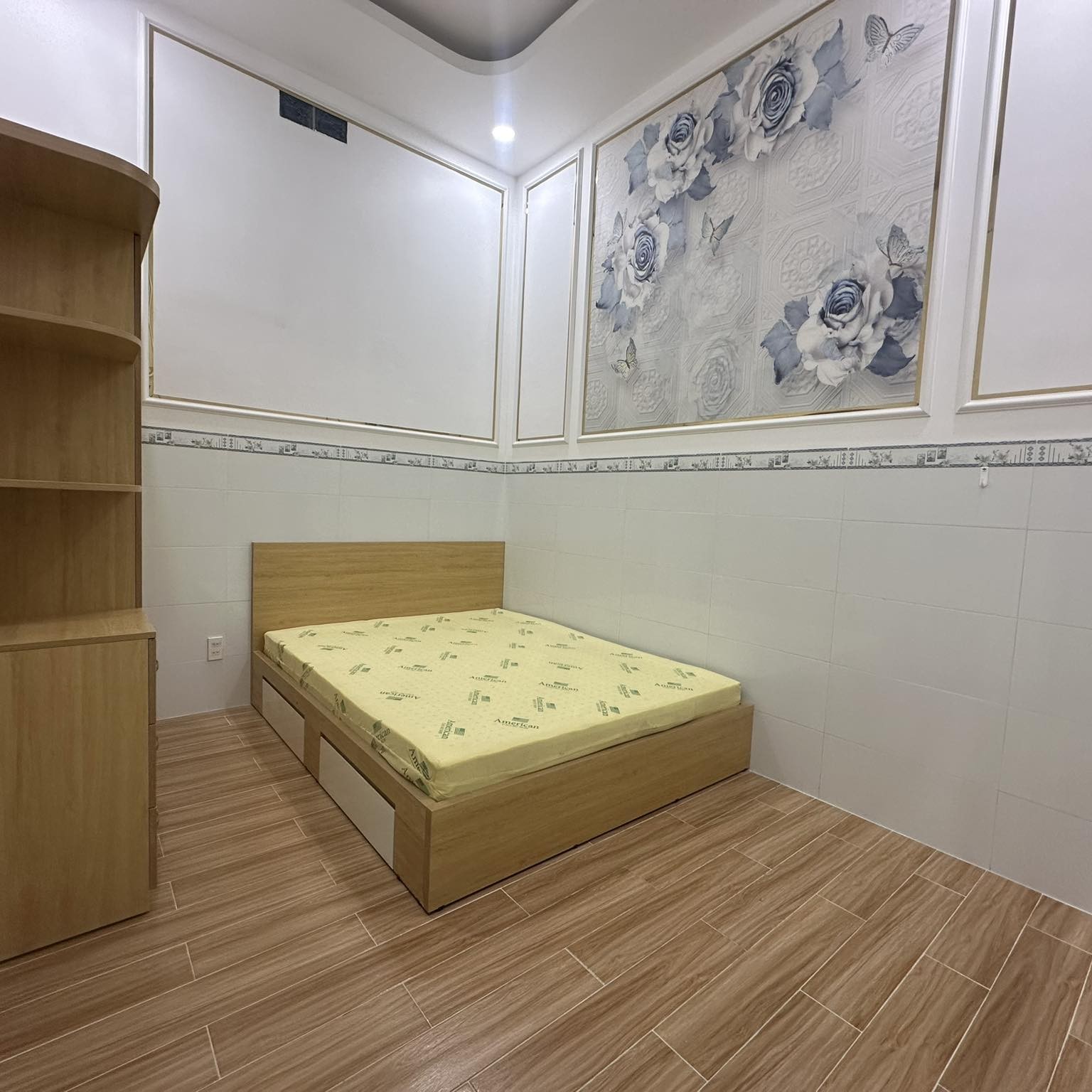 ban-nha-pho-tan-huong-gan-kcn-long-giang-103m2