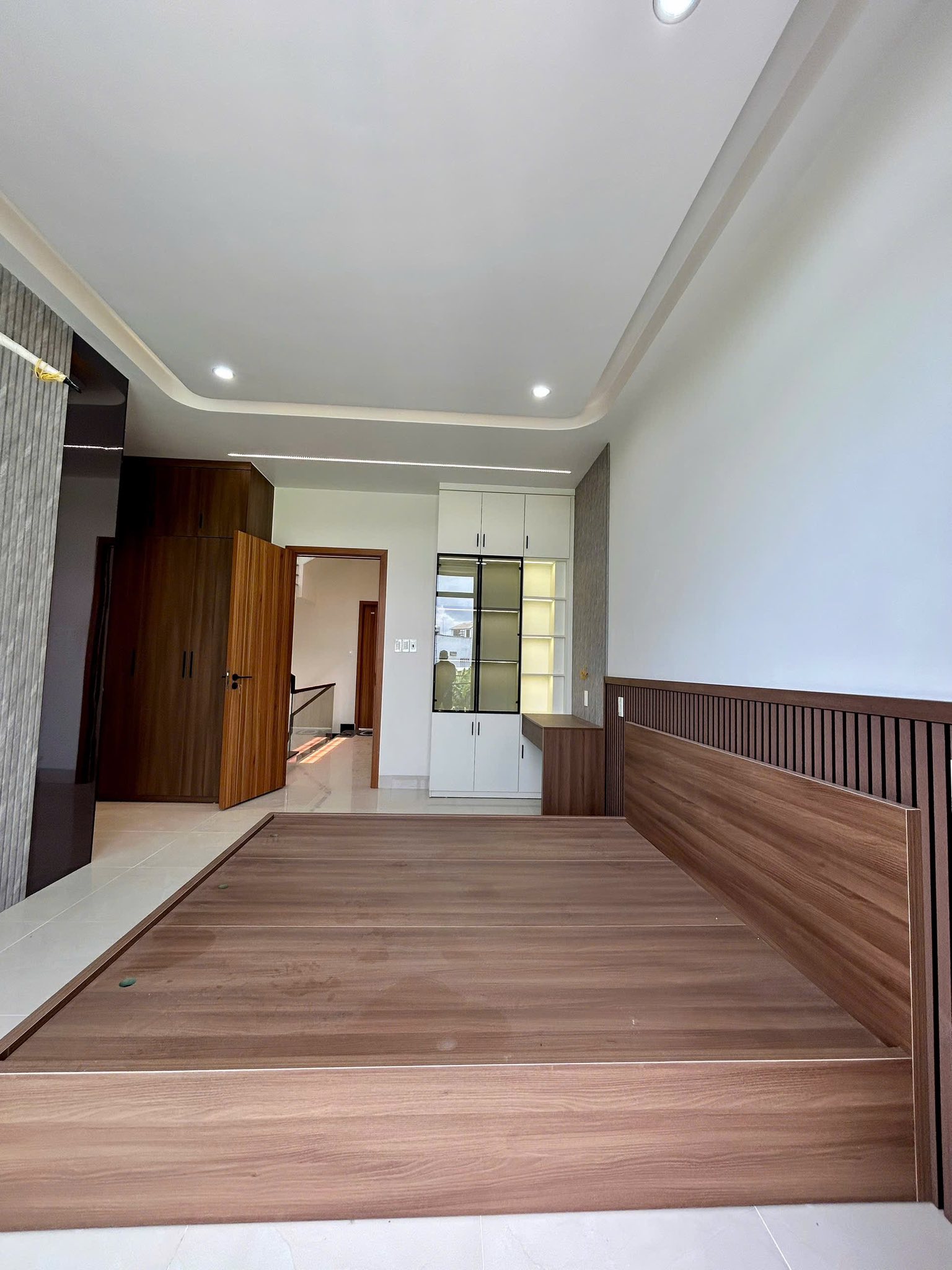 ban-nha-pho-trung-an-dep-gia-tot-tang-full-noi-that-100m2
